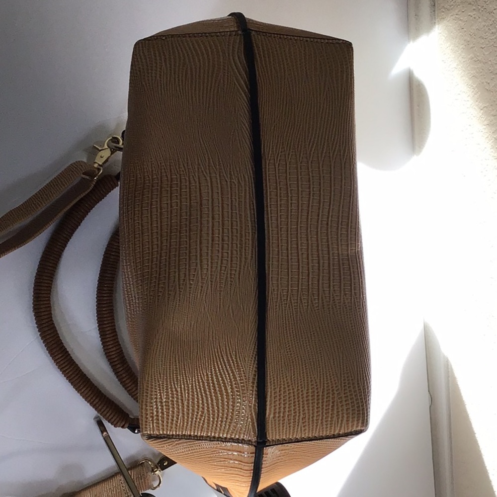 Women’s Handbag - Picture 6 of 8